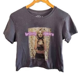 Size XS Britney Spears Tour 2000 Graphic Crop Tee – Oops!… I Did It Again